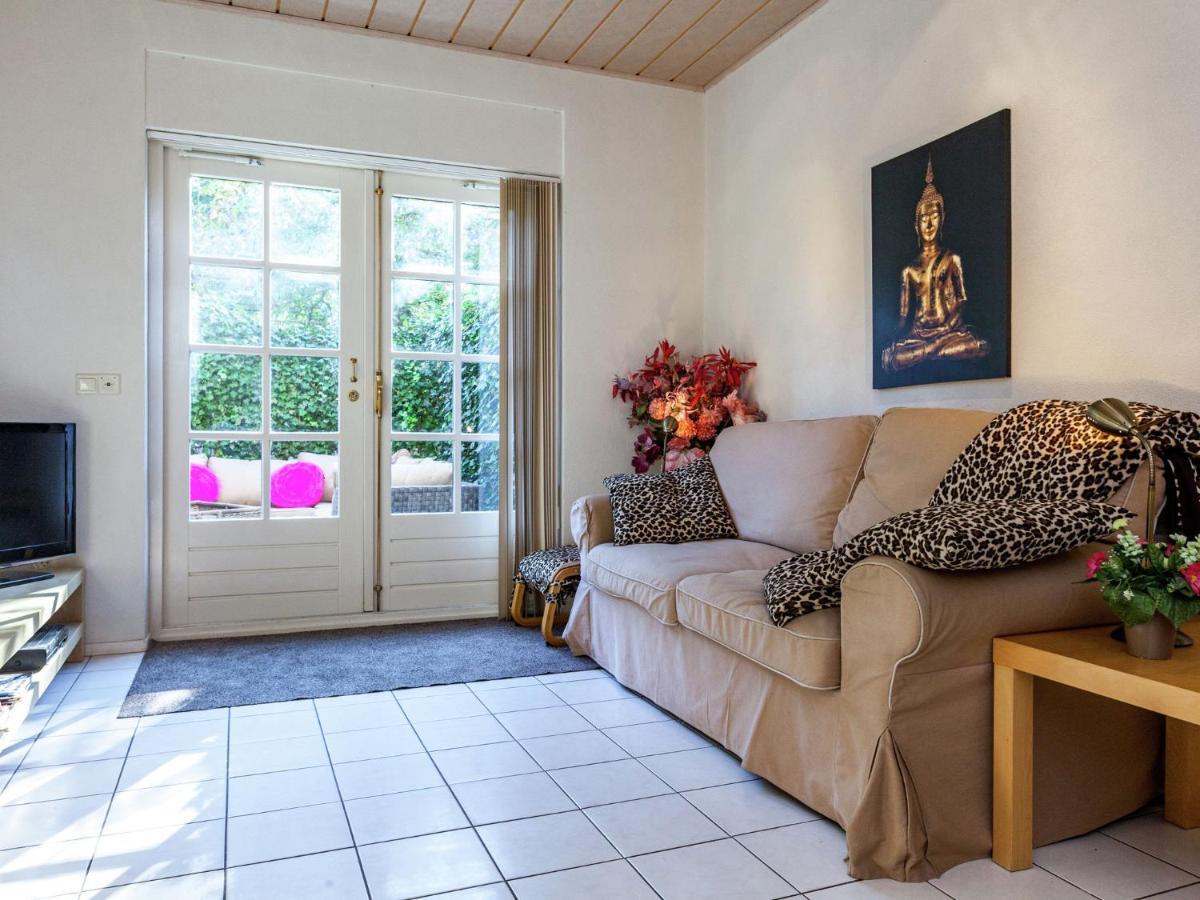 Comfortable Apartment In A Quiet Area 东卡佩勒 外观 照片