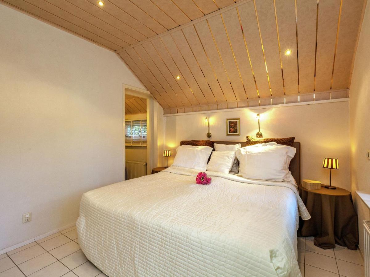 Comfortable Apartment In A Quiet Area 东卡佩勒 外观 照片